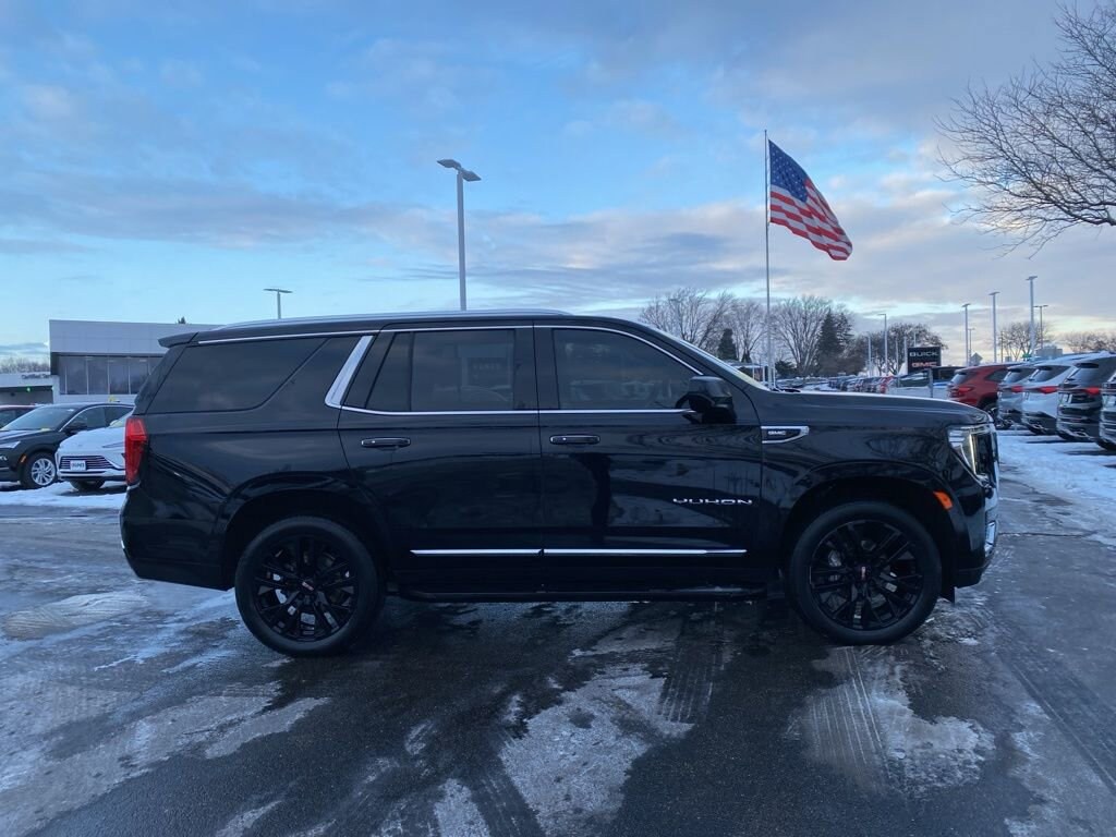 Used 2023 GMC Yukon SLT SUV