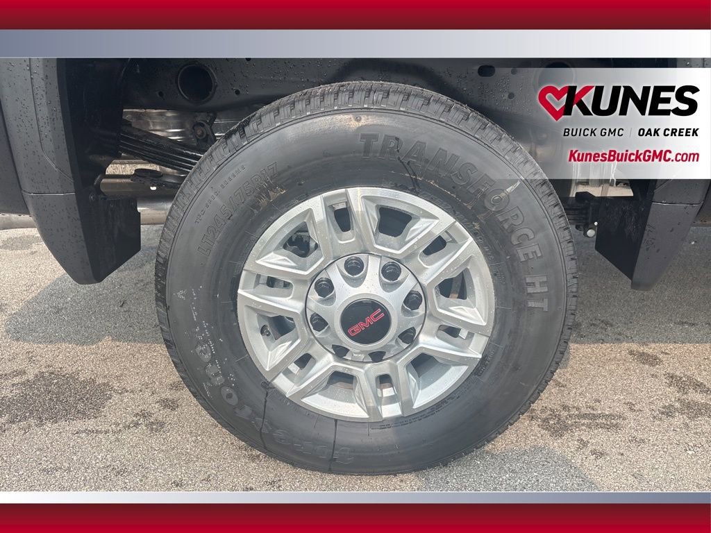2025 GMC Sierra 2500HD Pro - Photo 10