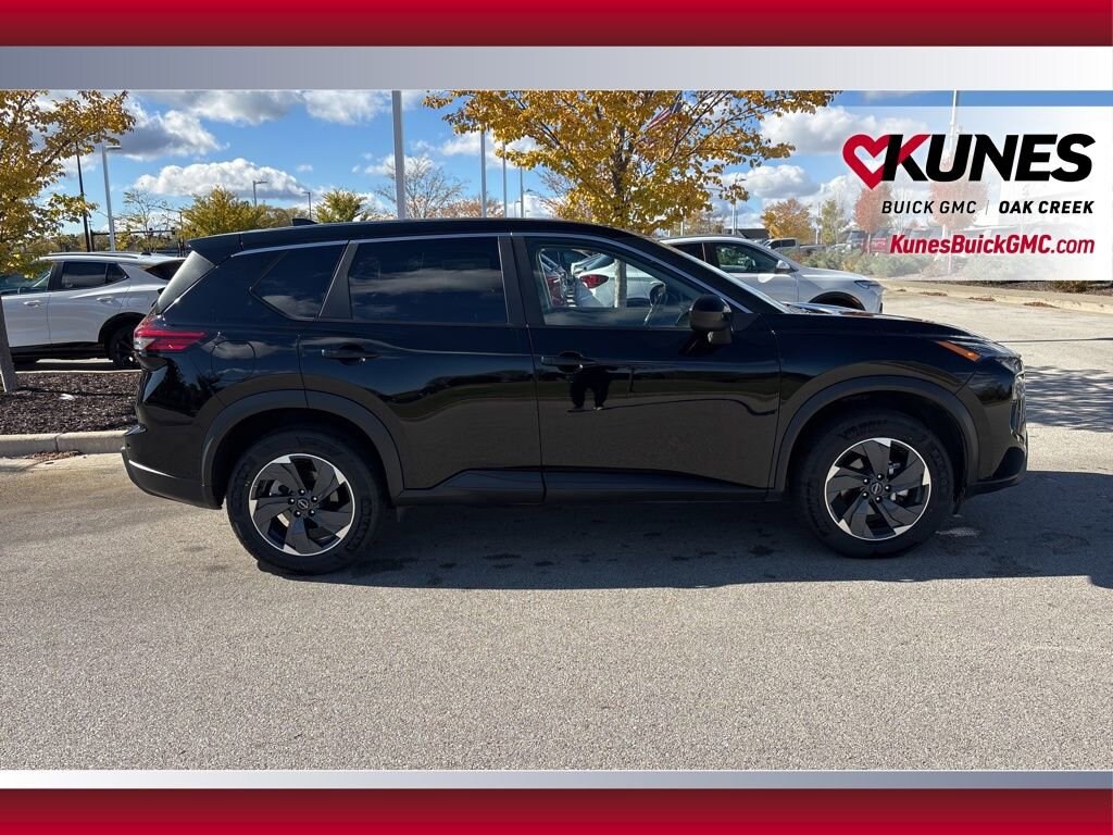 Used 2024 Nissan Rogue SV SUV