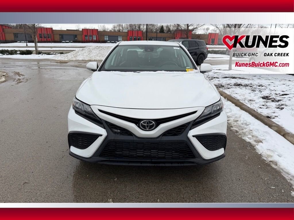 Used 2023 Toyota Camry SE Sedan