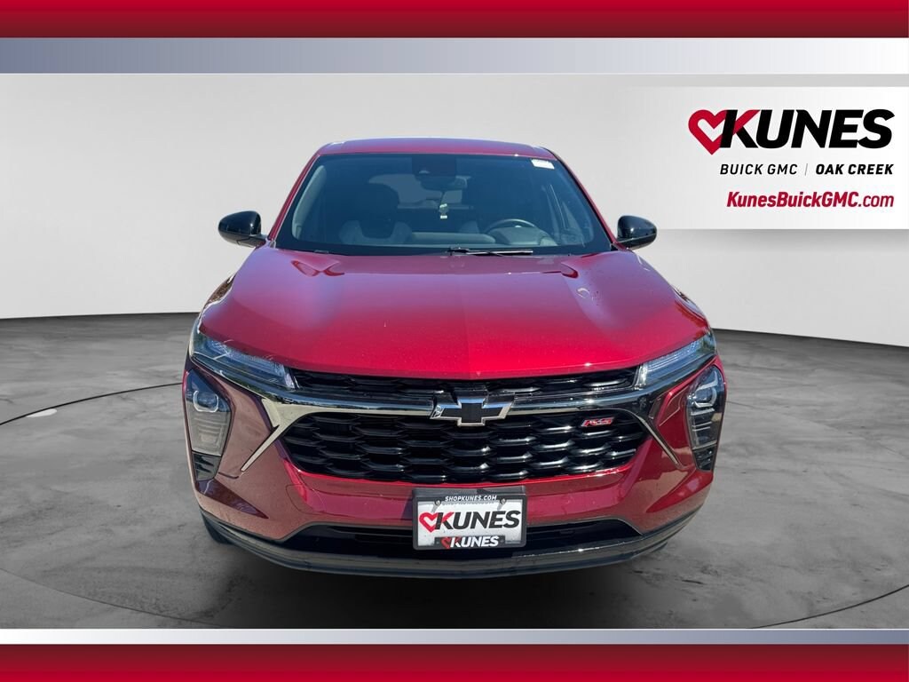 Used 2025 Chevrolet Trax 1RS SUV