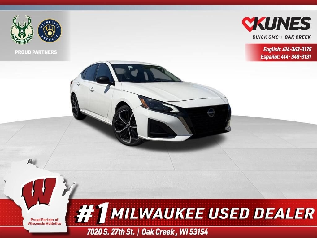 Used 2025 Nissan Altima SR Sedan