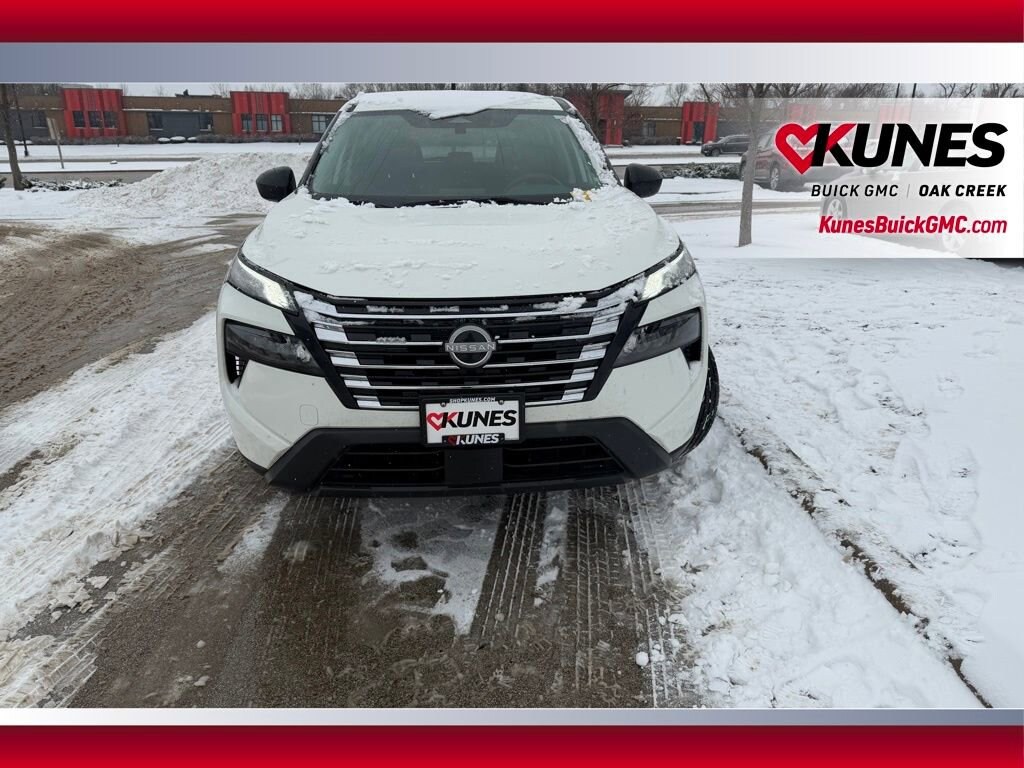 Used 2024 Nissan Rogue S SUV