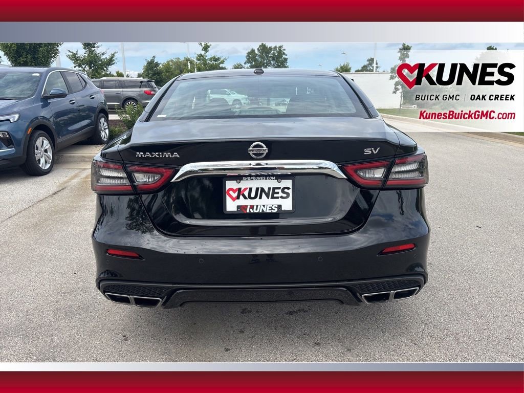 2020 Nissan Maxima SV photo 3