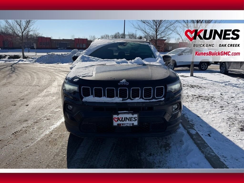 Used 2024 Jeep Compass Latitude SUV