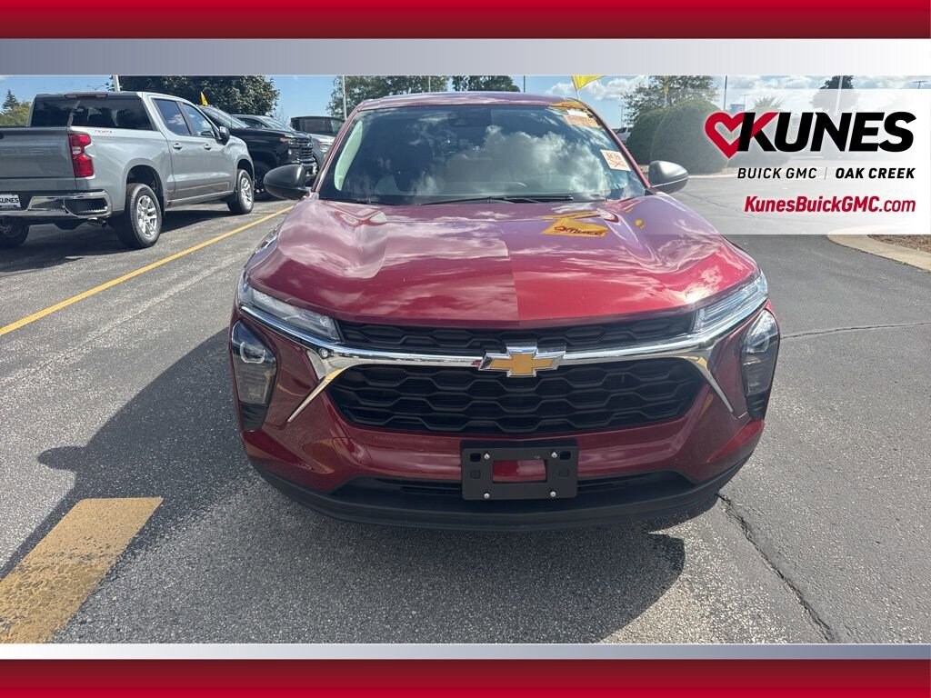 Used 2025 Chevrolet Trax LS SUV