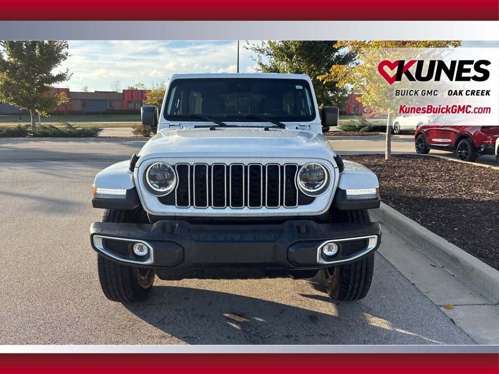 Used 2025 Jeep Wrangler Sahara SUV