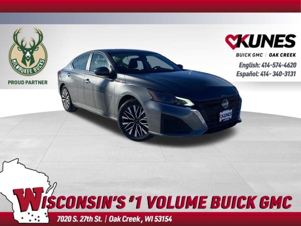 2023 Nissan Altima SV