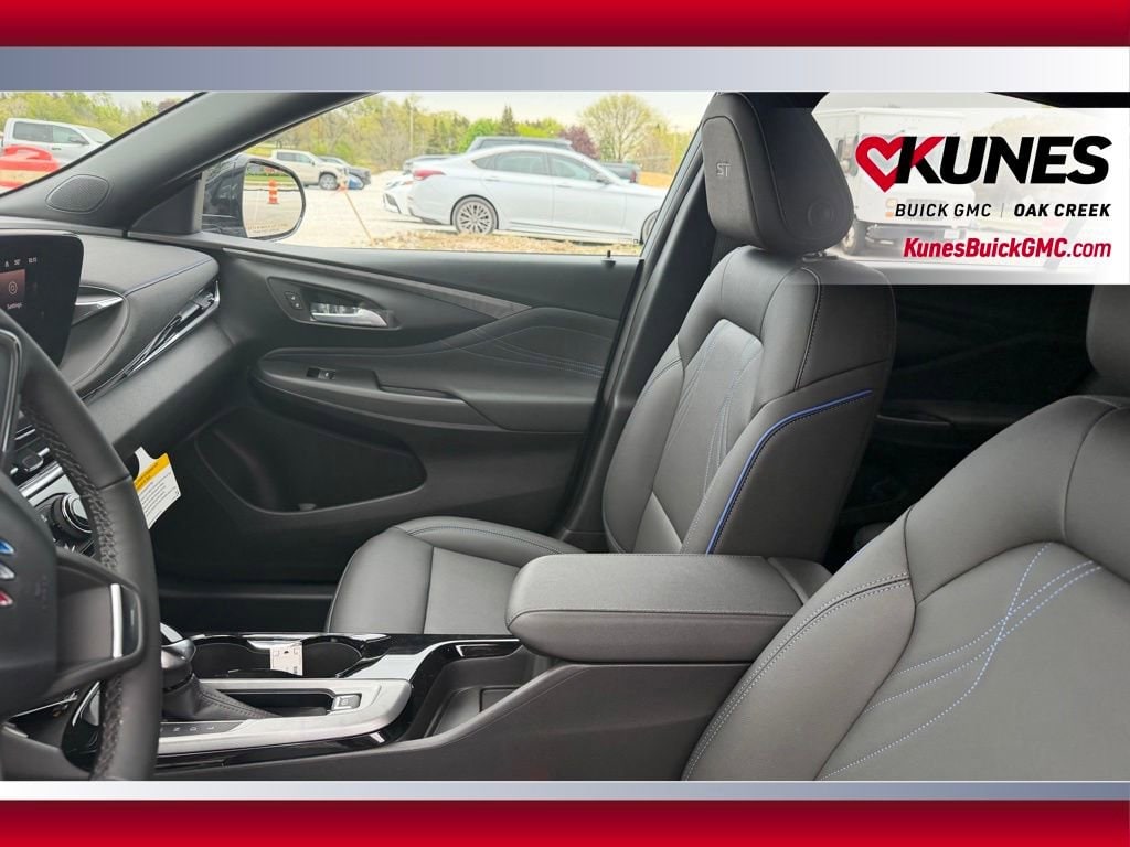 2026 Buick Envista Sport Touring - Photo 10