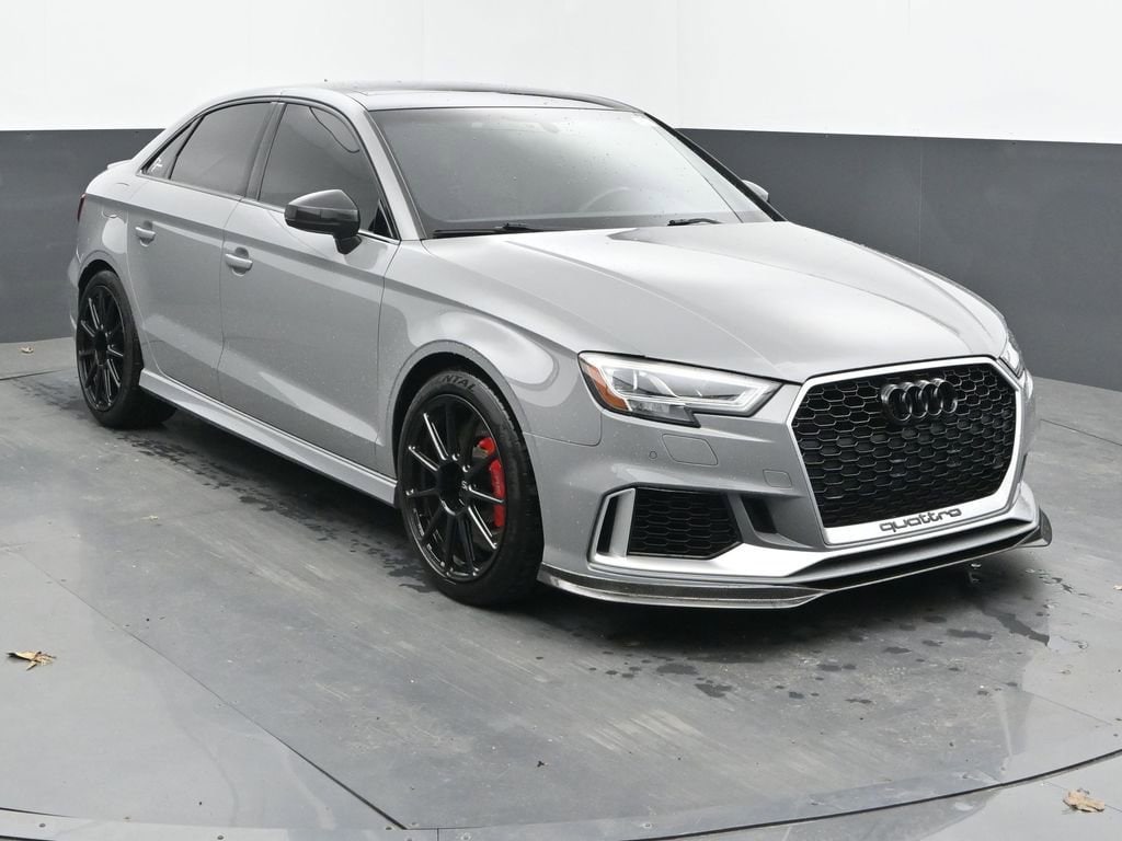 2018 Audi RS 3 2.5T quattro S tronic's photo