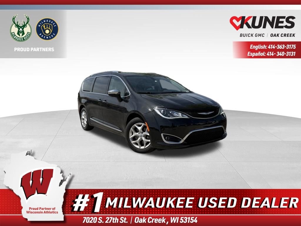 2020 Chrysler Pacifica Limited's photo