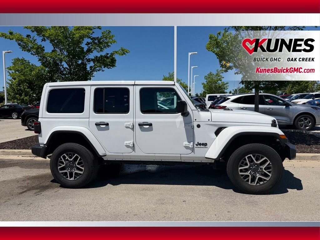 Used 2025 Jeep Wrangler Sahara SUV