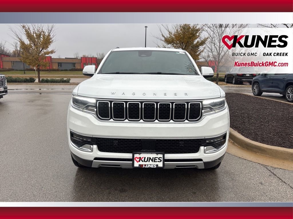 2022 Jeep Wagoneer Series II photo 2