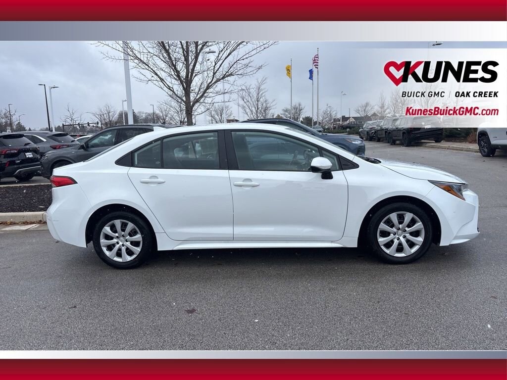 Used 2025 Toyota Corolla LE Sedan