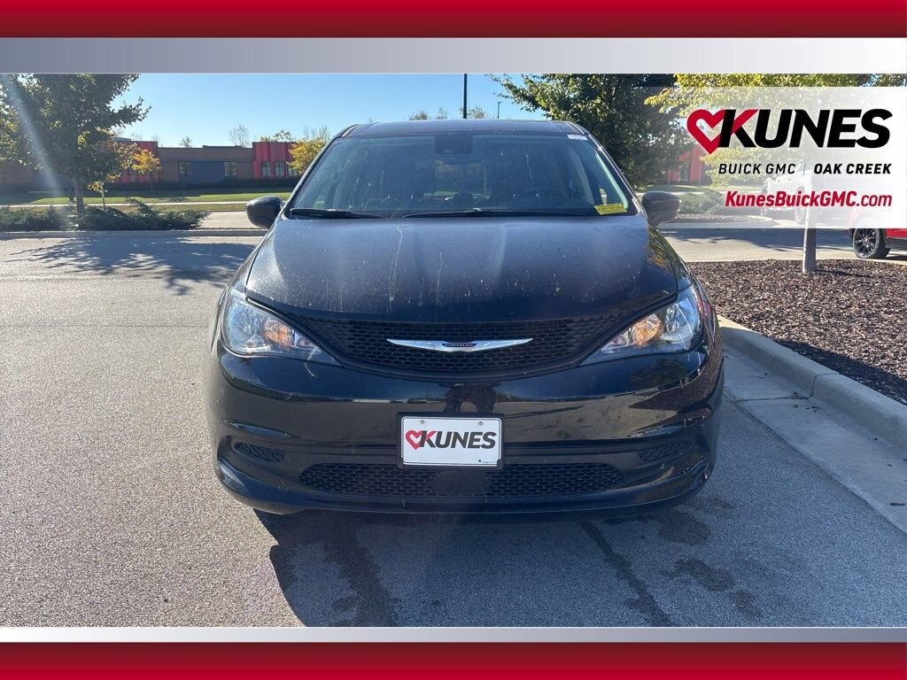 Used 2024 Chrysler Voyager LX Van Passenger Van