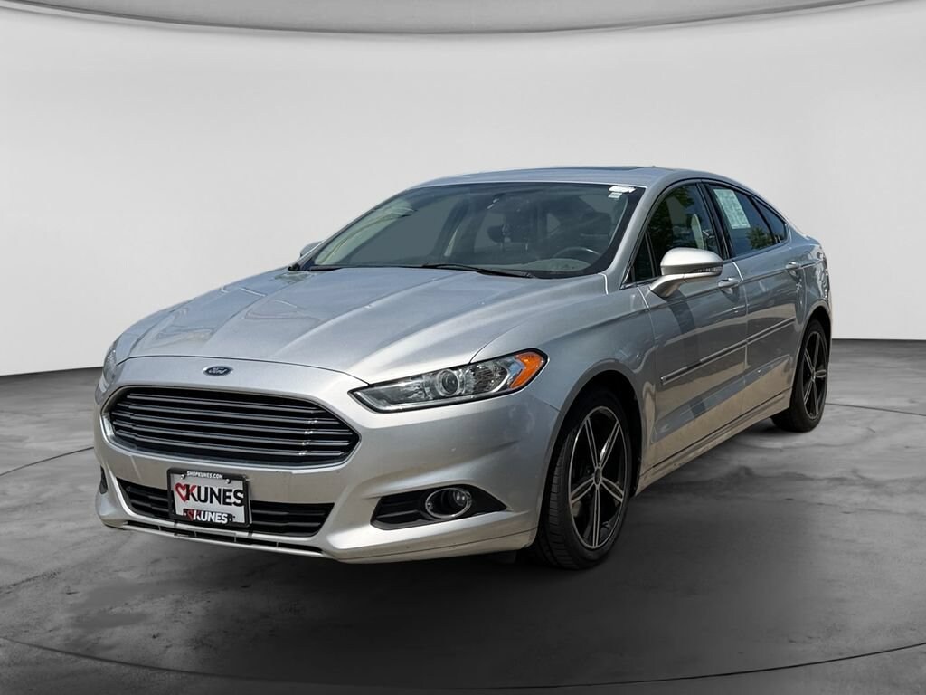 Used 2014 Ford Fusion SE Sedan