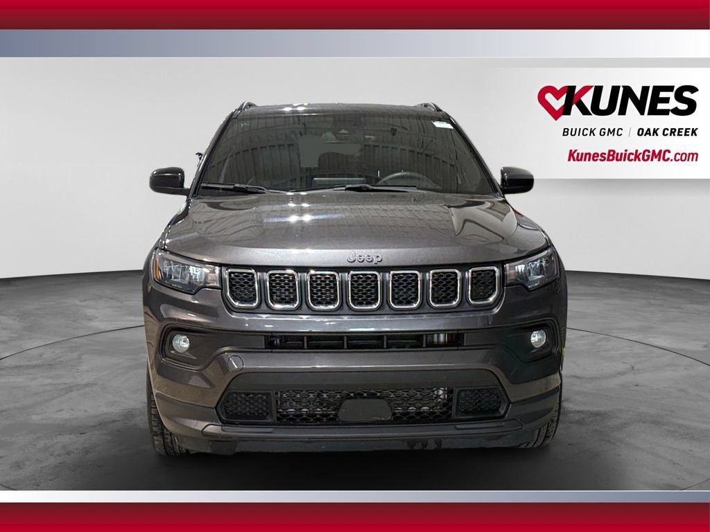 Used 2024 Jeep Compass Latitude SUV