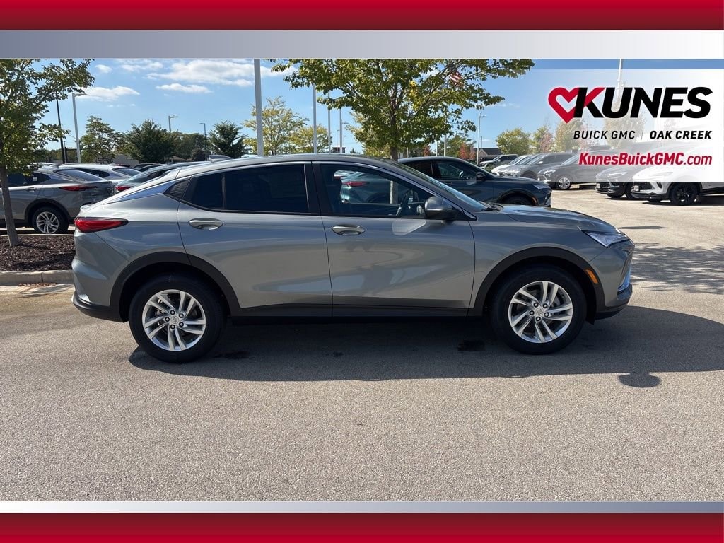 New 2025 Buick Envista Preferred SUV