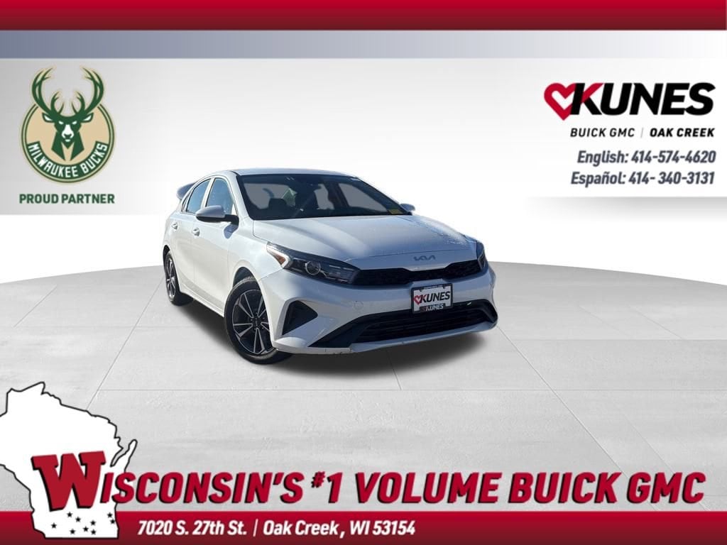 2024 Kia Forte LXS's photo