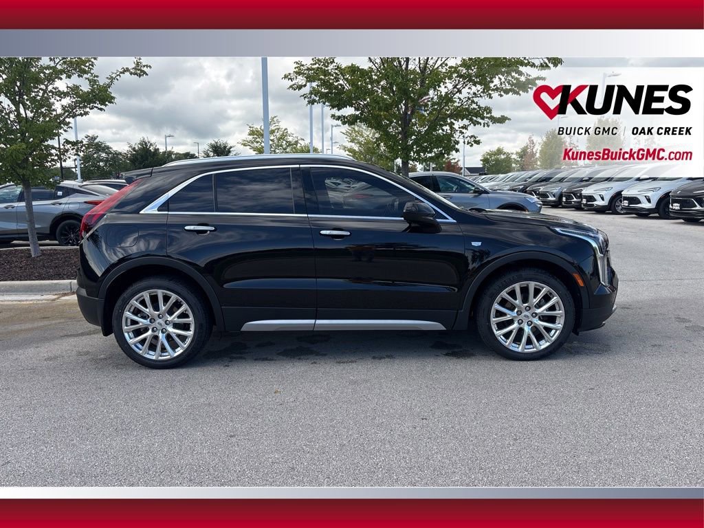 2019 Cadillac XT4 Premium Luxury photo 2