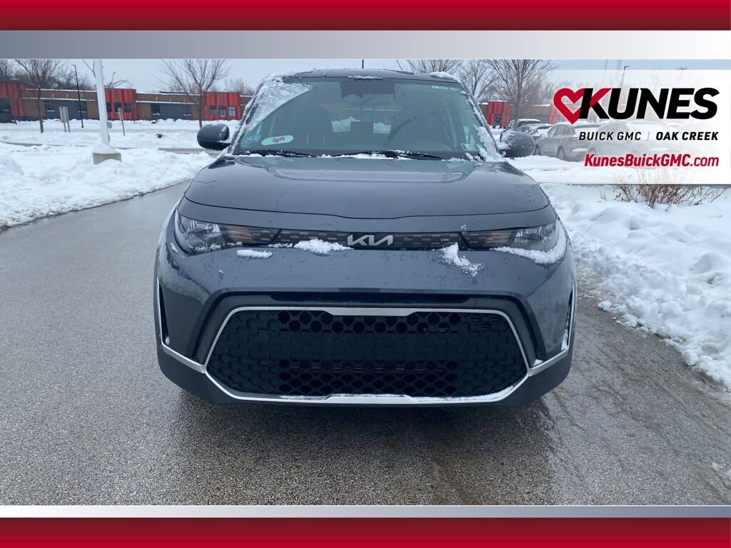 Used 2023 Kia Soul LX Hatchback