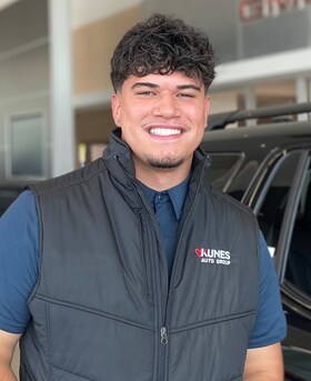 Staff member Isaiah Gonzalez from 971d6e0c1bb2