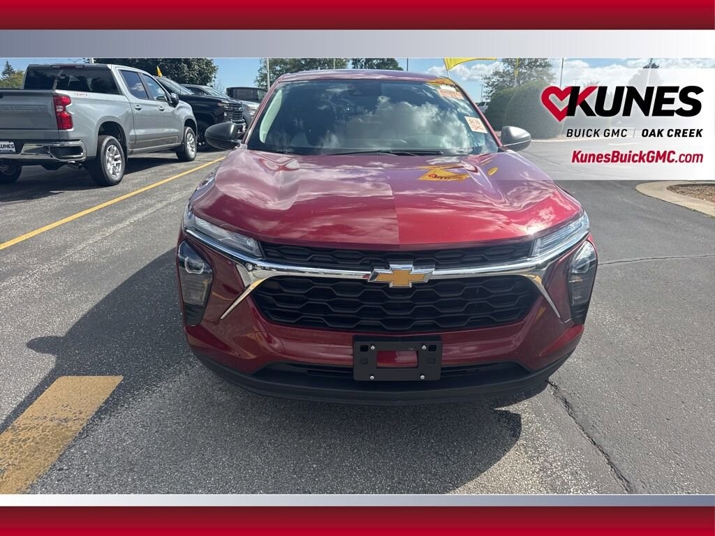 Used 2025 Chevrolet Trax LS SUV