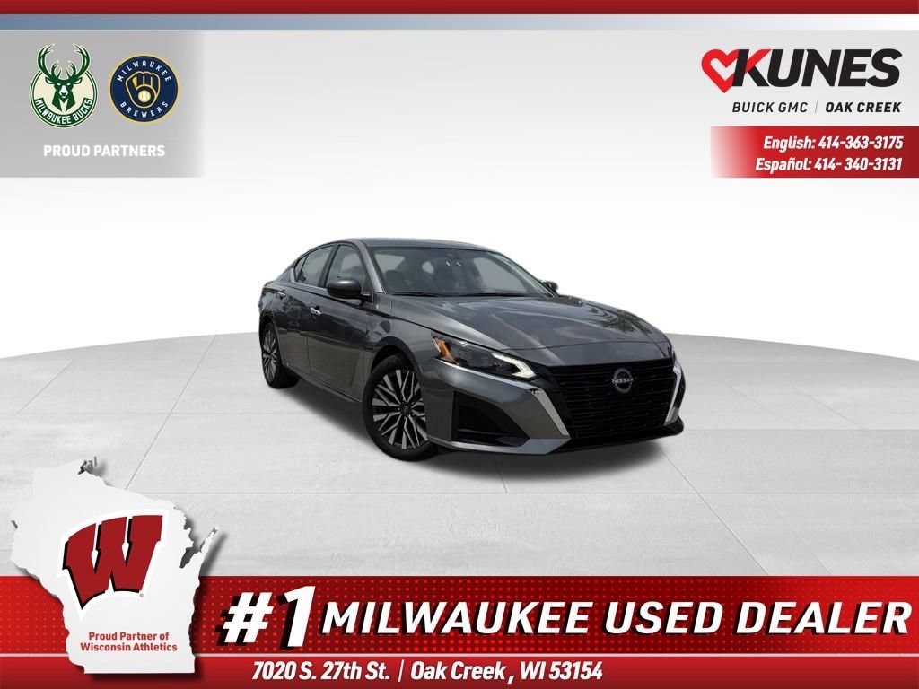 Used 2025 Nissan Altima SV Sedan