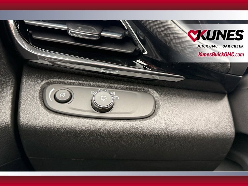 2026 Buick Envista Sport Touring - Photo 11