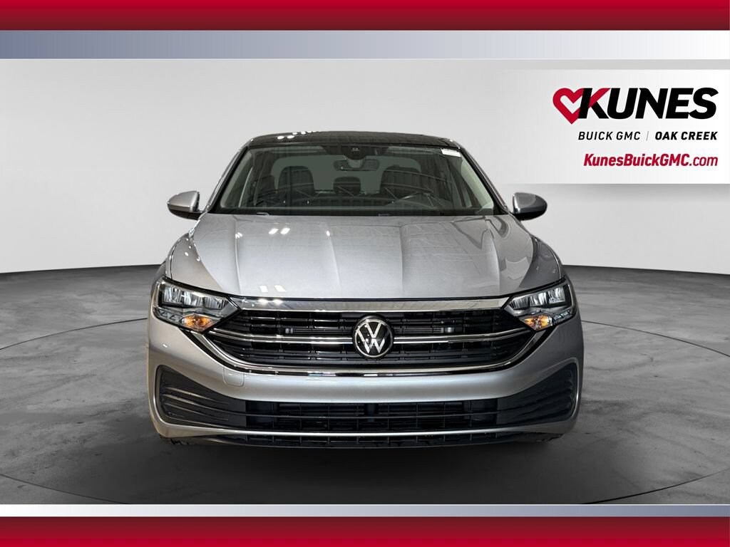 Used 2024 Volkswagen Jetta 1.5T SE Sedan