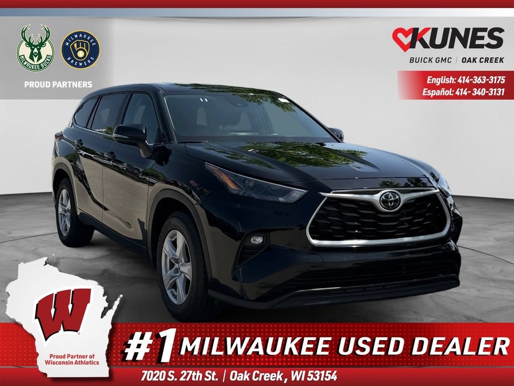 Used 2025 Toyota Highlander LE SUV