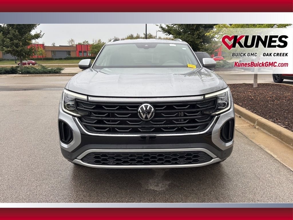 Used 2024 Volkswagen Atlas Cross Sport 2.0T SE w/Technology SUV