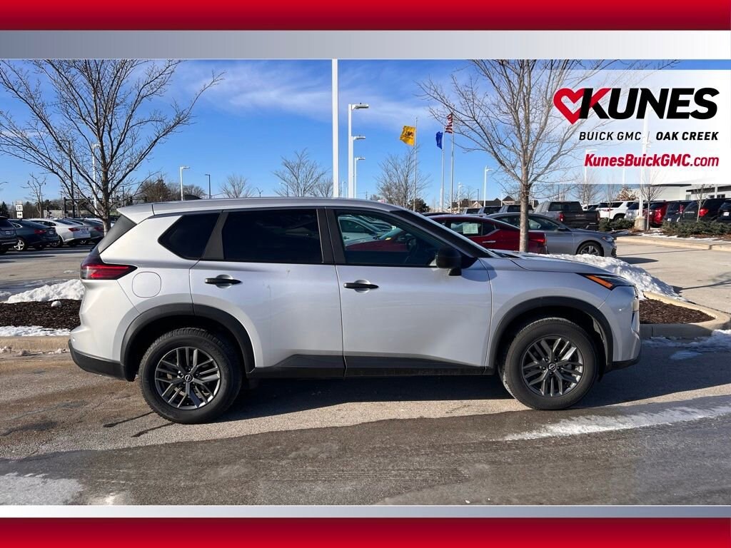 Used 2024 Nissan Rogue S SUV