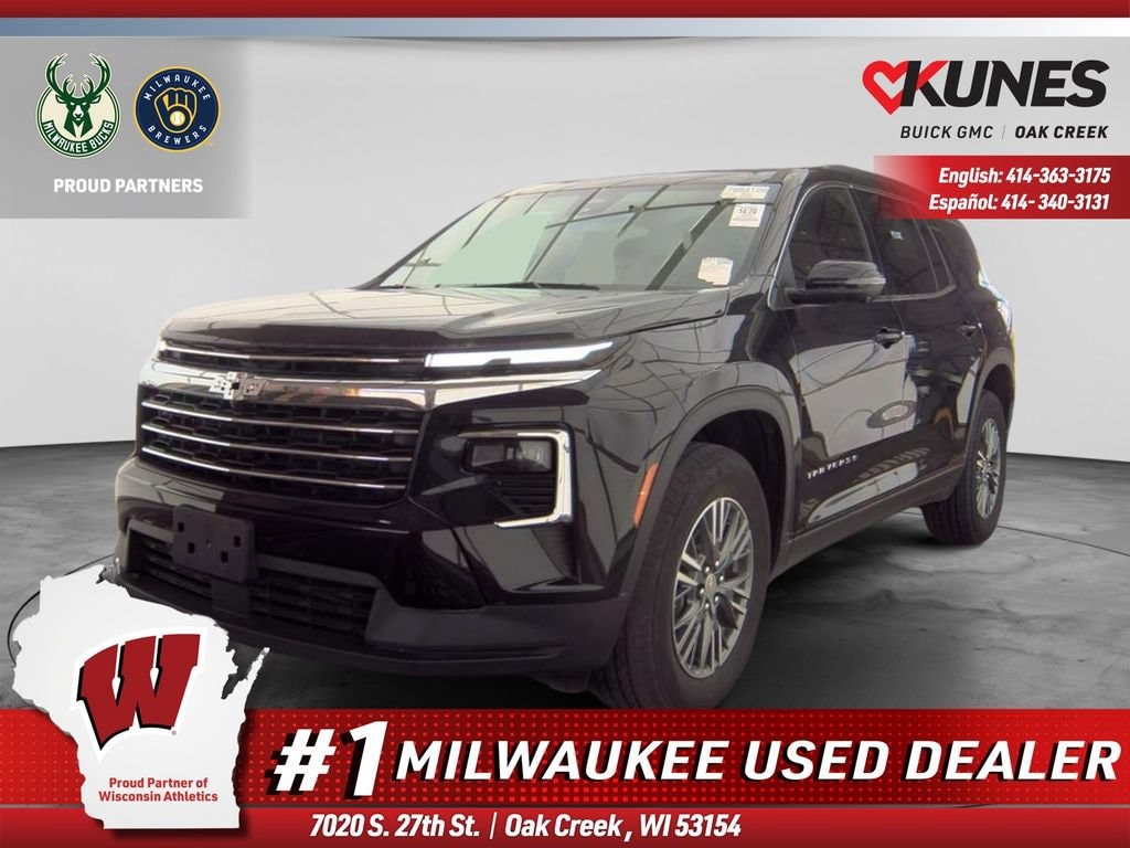 Used 2024 Chevrolet Traverse LT SUV