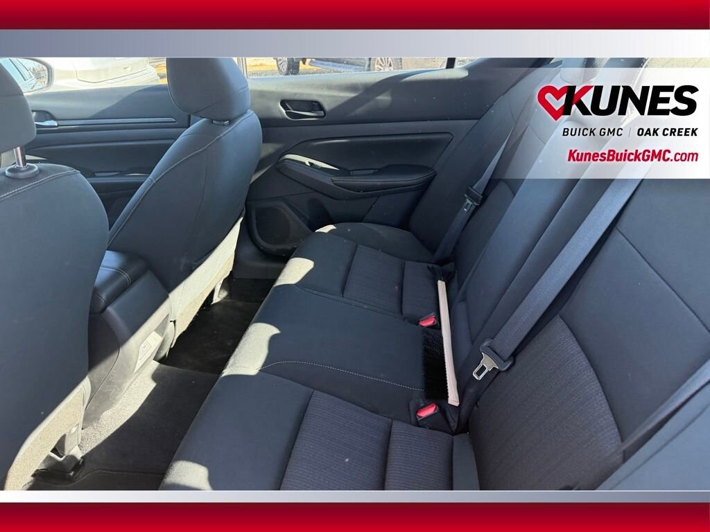 Used 2025 Nissan Altima SV Sedan