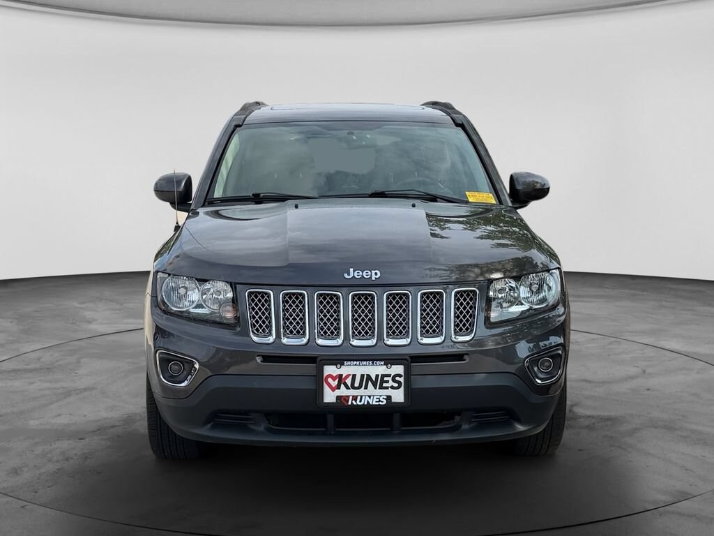 Used 2017 Jeep Compass Latitude 4x4 SUV