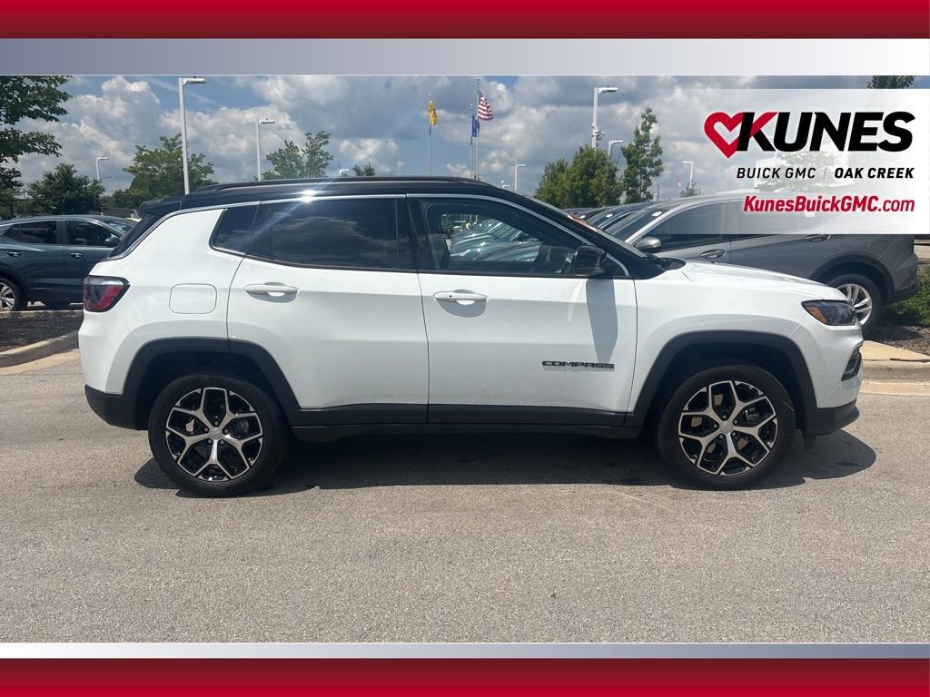 2024 Jeep Compass Limited photo 3