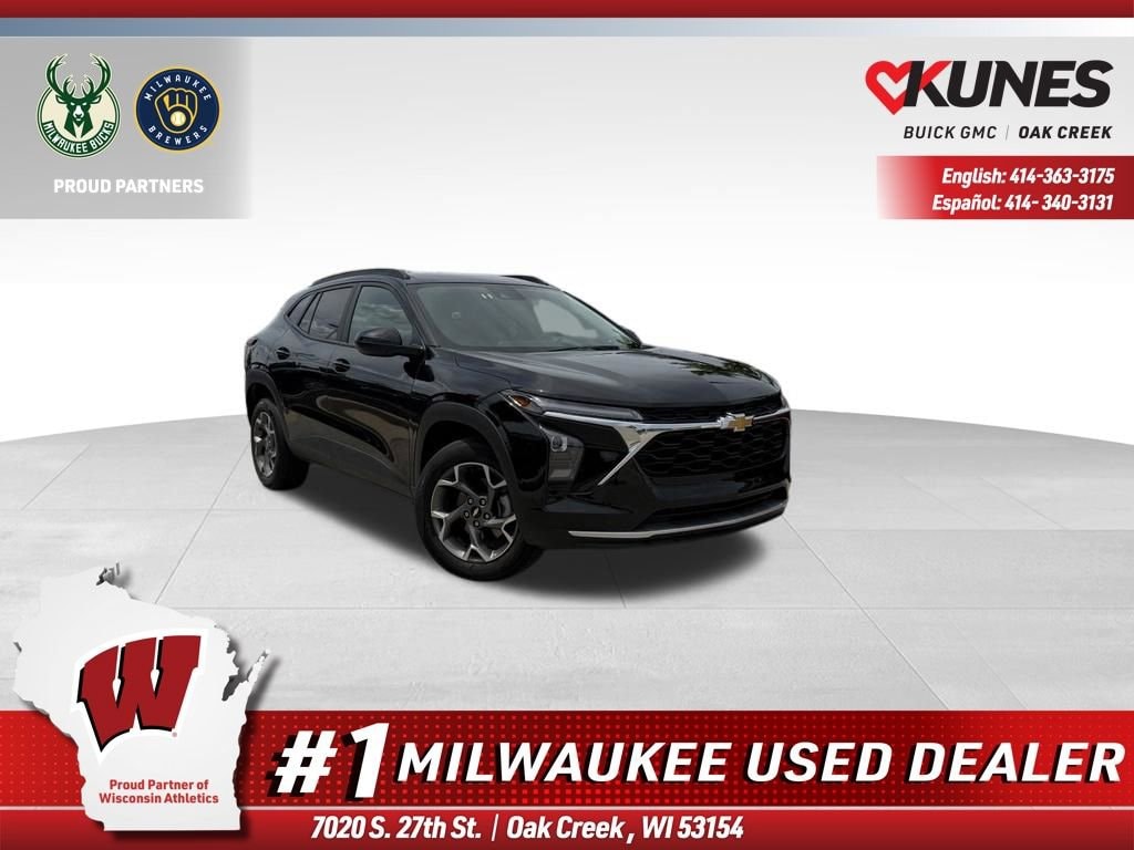 Used 2025 Chevrolet Trax LT SUV