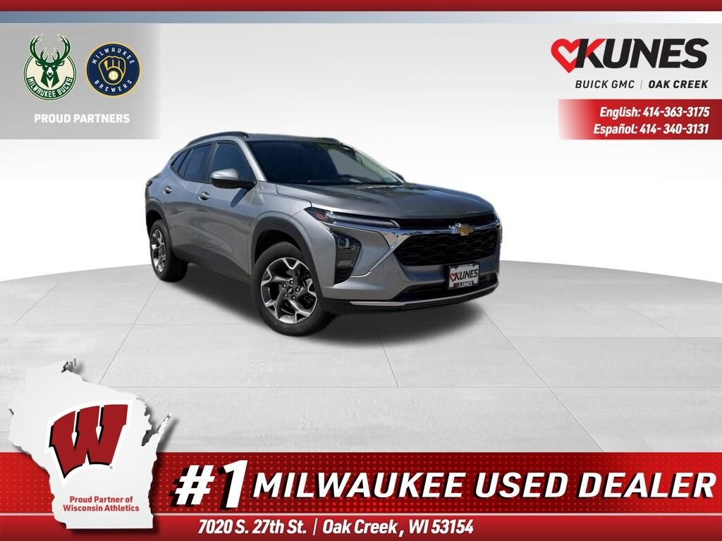 Used 2025 Chevrolet Trax LT SUV