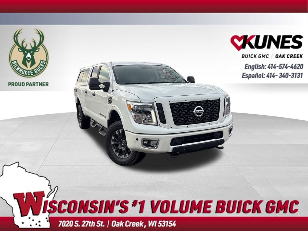 2018 Nissan Titan XD PRO-4X's photo