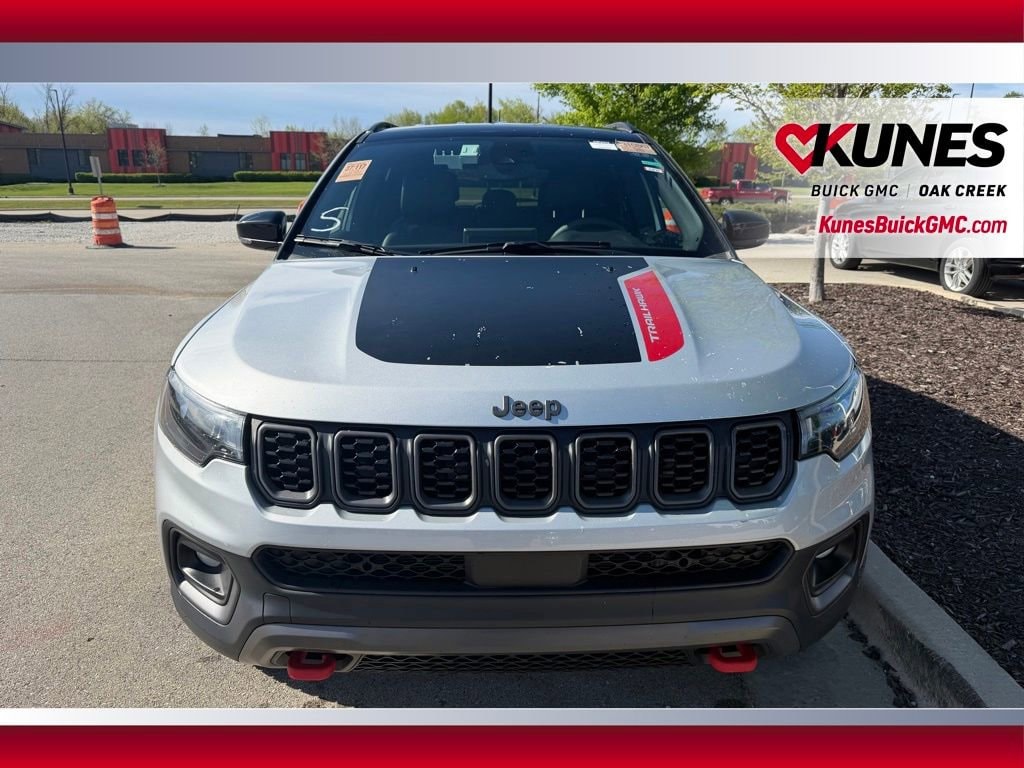 Used 2025 Jeep Compass Trailhawk SUV
