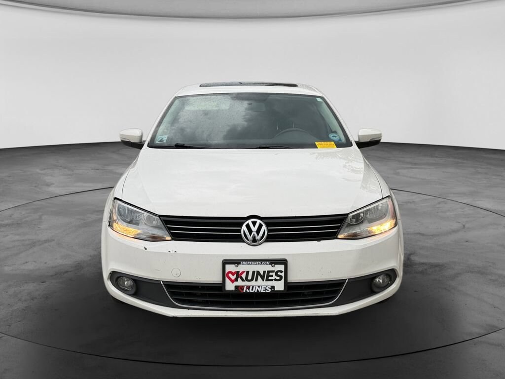 Used 2013 Volkswagen Jetta 2.5L SEL w/PZEV Sedan