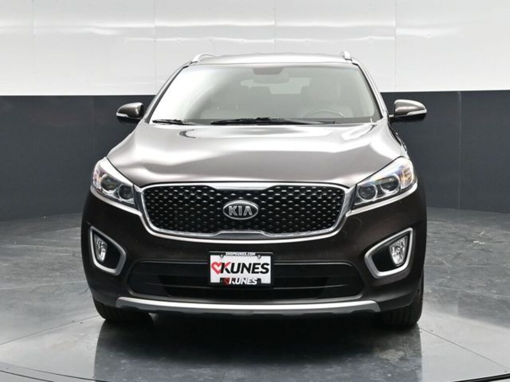 Used 2017 Kia Sorento EX SUV