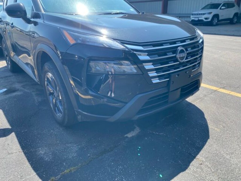 Used 2026 Nissan Rogue SV SUV