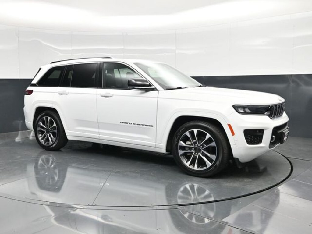 Used 2023 Jeep Grand Cherokee Overland SUV