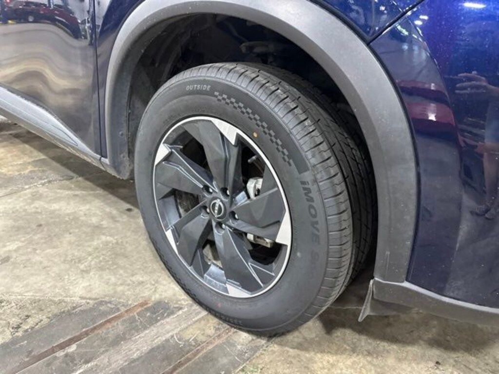 Used 2024 Nissan Rogue SV SUV