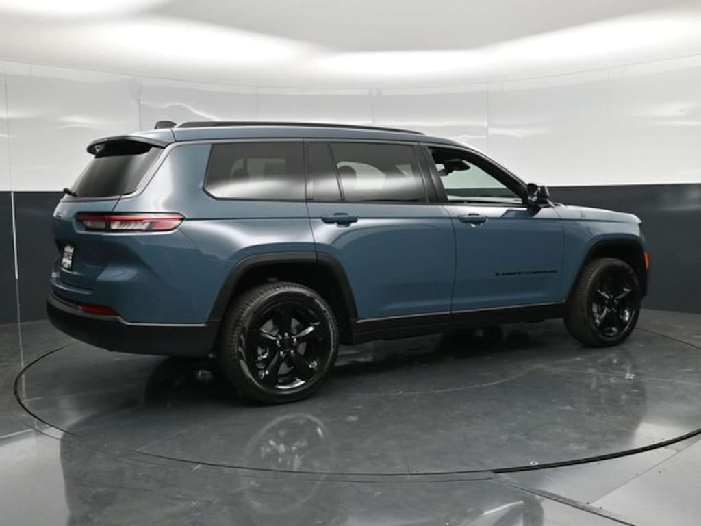 New 2026 Jeep Grand Cherokee Limited Sport Utility