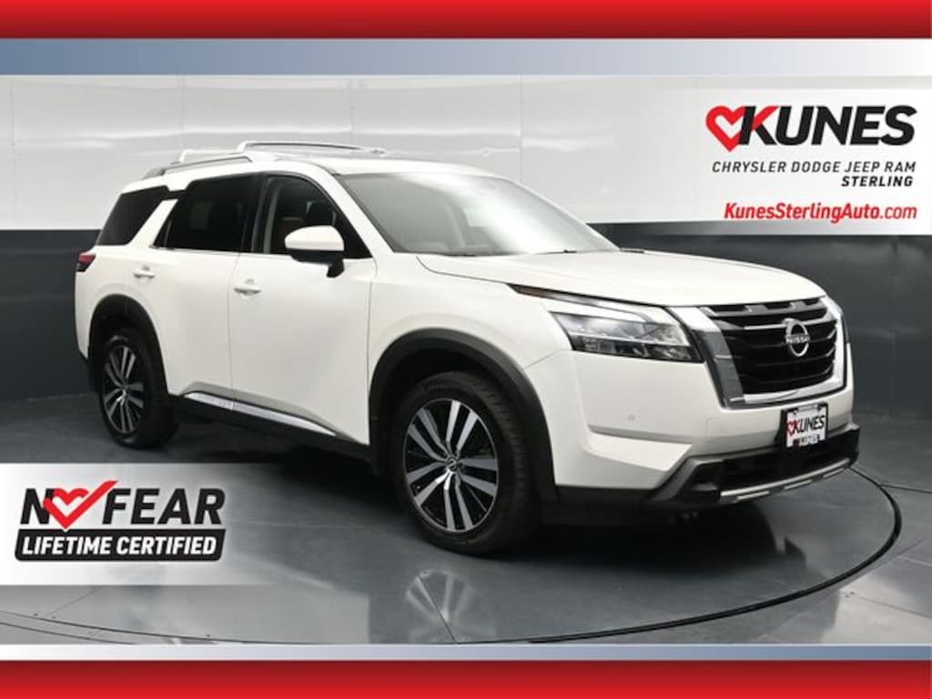 Used 2024 Nissan Pathfinder Platinum SUV
