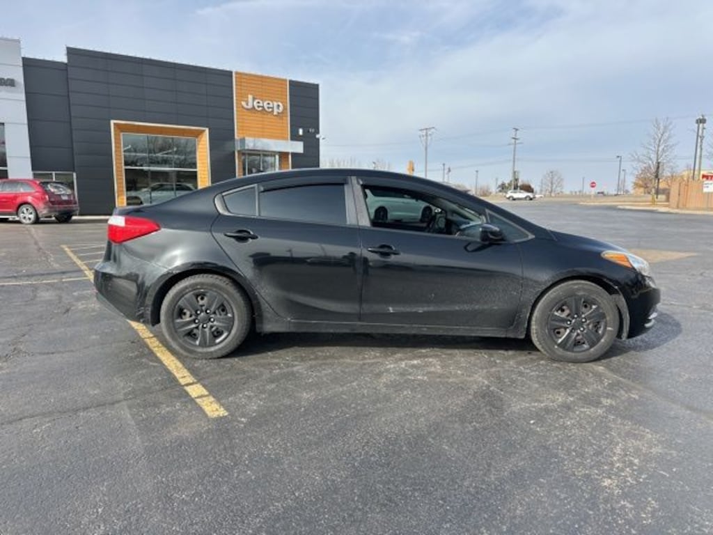 Used 2016 Kia Forte LX Sedan