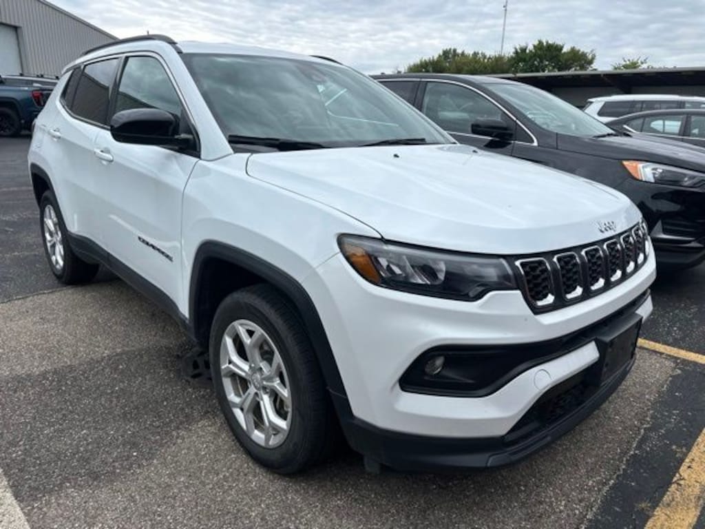 Used 2024 Jeep Compass Latitude SUV